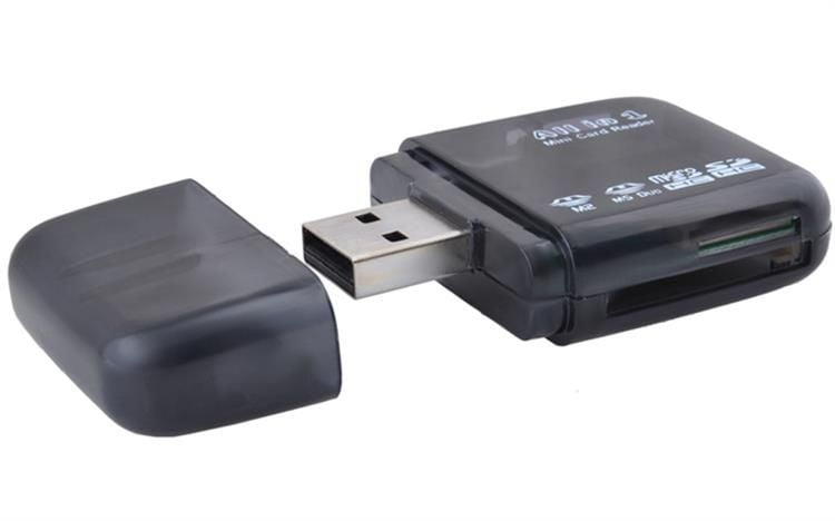 cliptec LECTEUR DE CARTES BASIC-4 USB 2.0 RZR507 au meilleur prix en  Tunisie sur